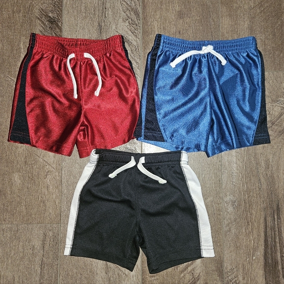 BOY Shorts Bundle ⚽️ 12 Months 🏀 17 Pieces - Picture 2 of 8